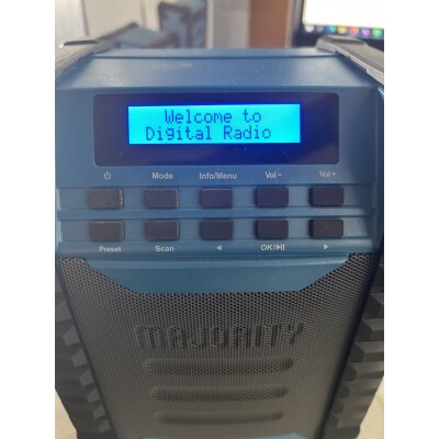 Baustellenradio, Powerbank, DAB+,robust,BT, Majority Landbeach, MANGEL